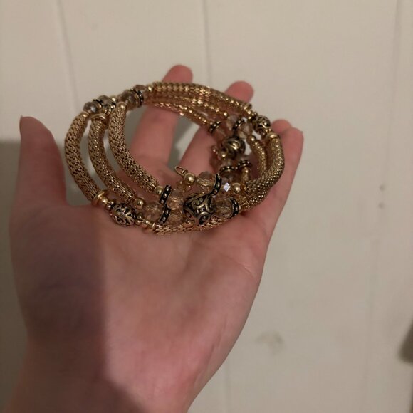 Golden wrap bracelet - Picture 2 of 4